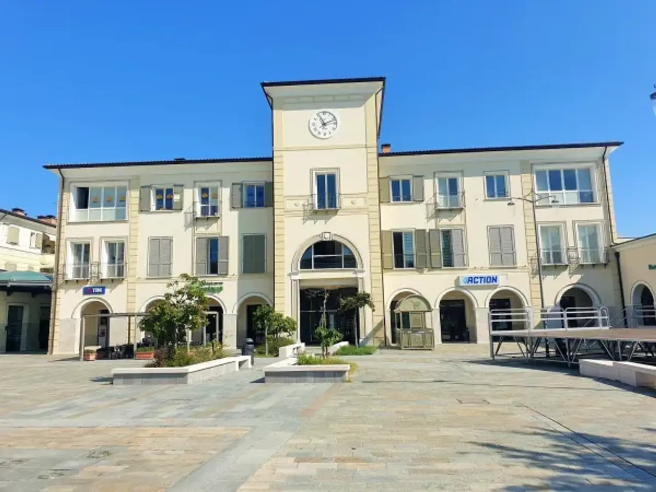 Ufficio in Via Statale, Fiorano Modenese, {3} - Foto 1