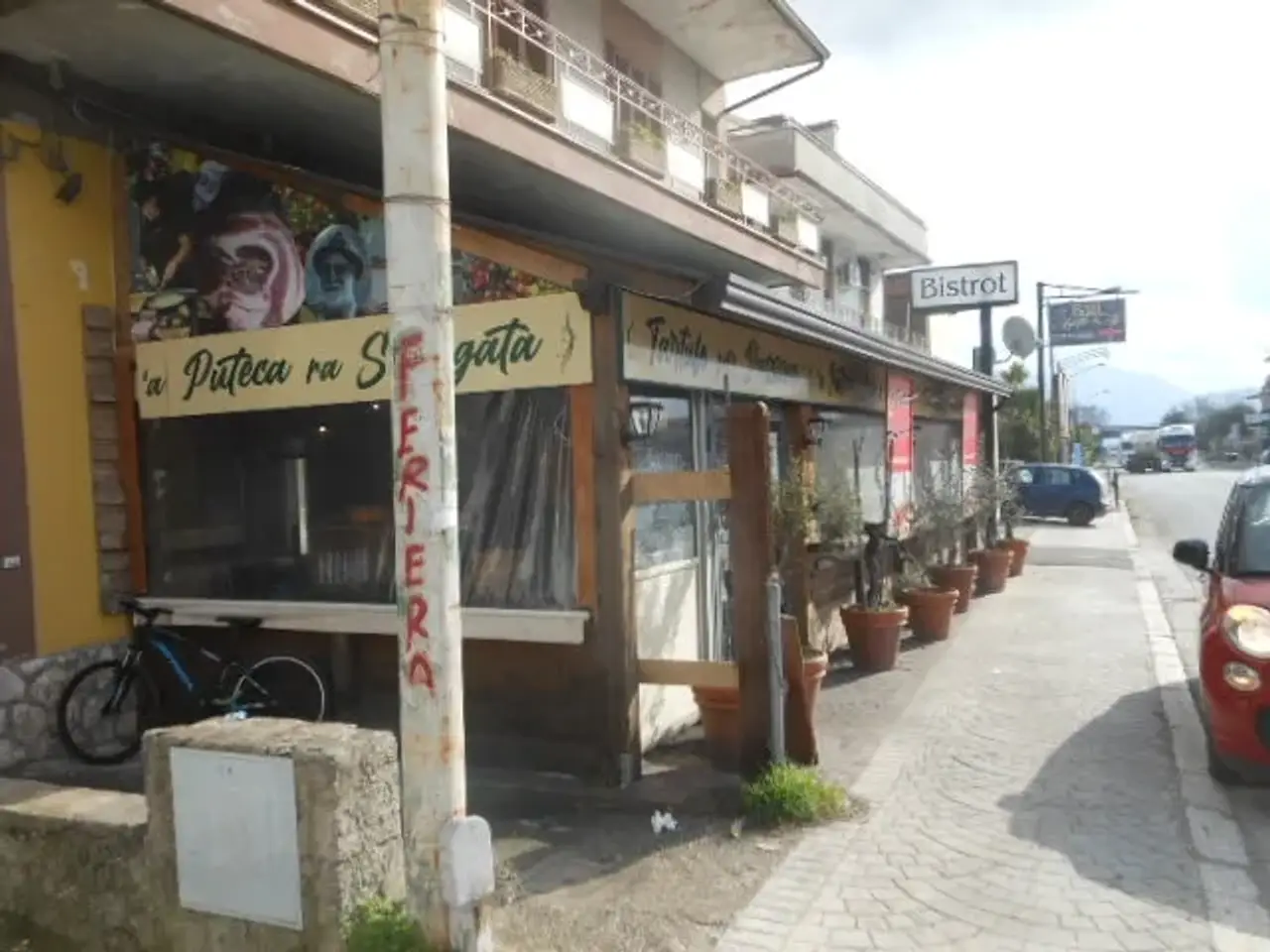 Esercizio commerciale in , Vairano Patenora, {3} - Foto 1