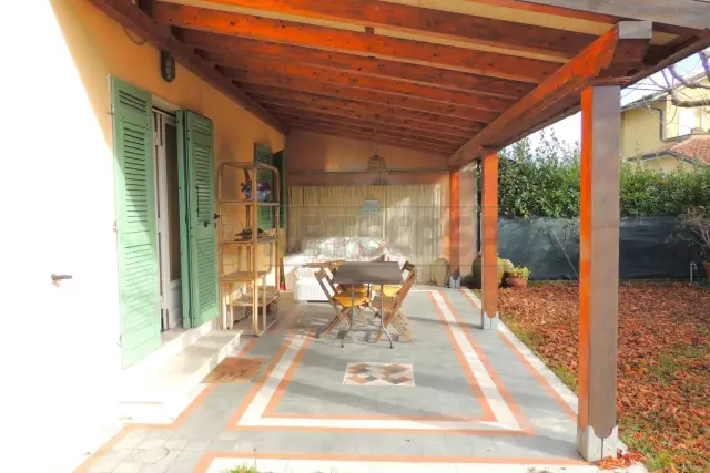 Villa in Via a. Volta 89, Forte dei Marmi - Foto 1