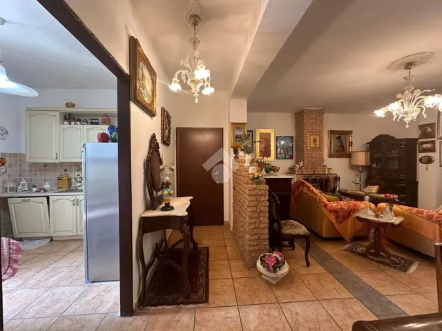 3-room flat in Via Groenlandia 73, Crotone - Photo 1