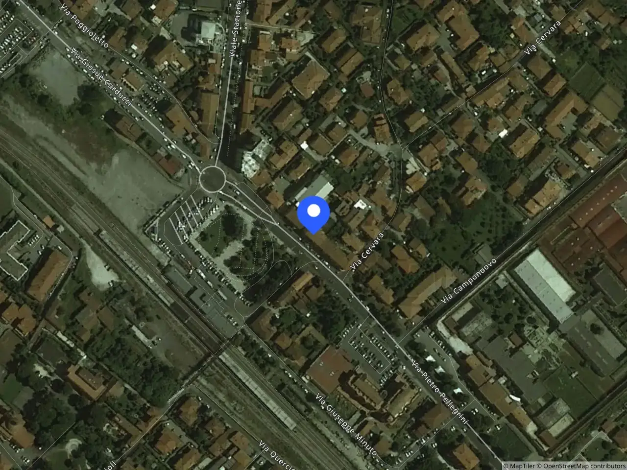 Negozio in Località Stazione, Piazza IV Novembre, 14 14, Massa, {3} - Foto 2