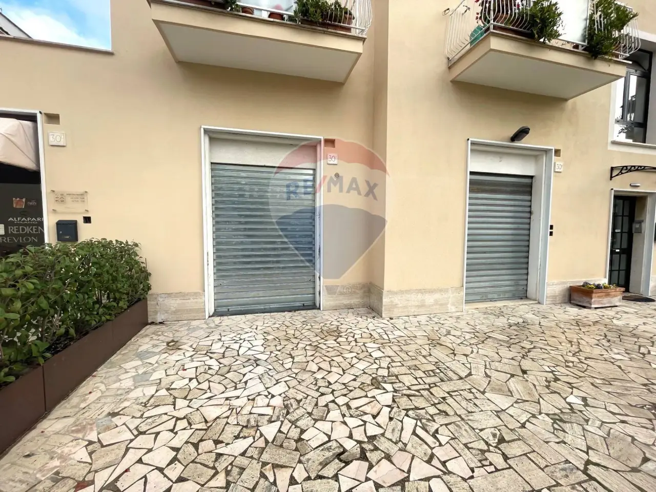 Negozio in Via di San Tarcisio 30 B, Roma, {3} - Foto 2