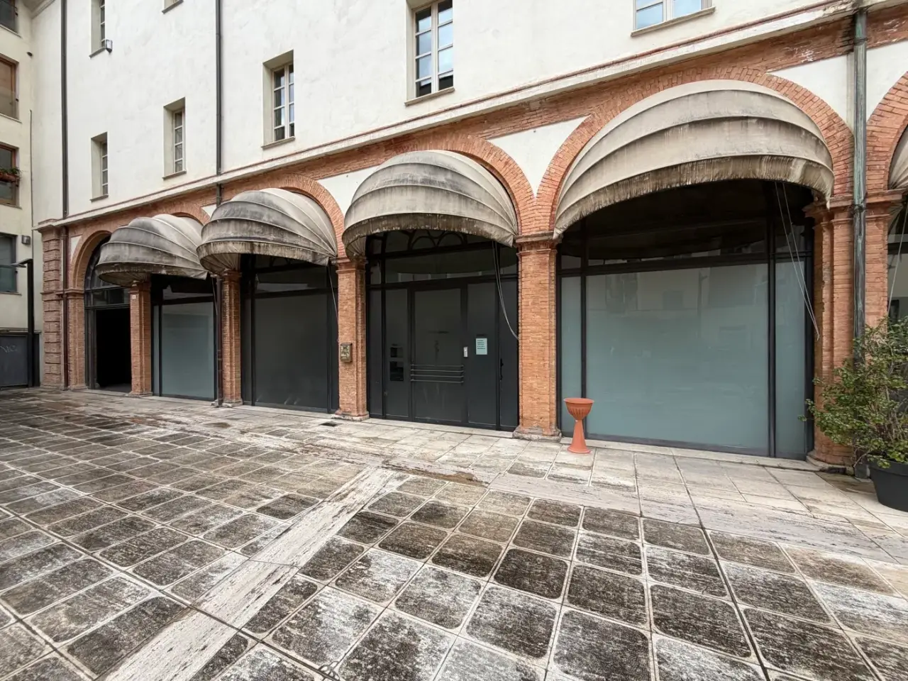 Ufficio in Via Giulio Beccaria  25, Terni, {3} - Foto 1