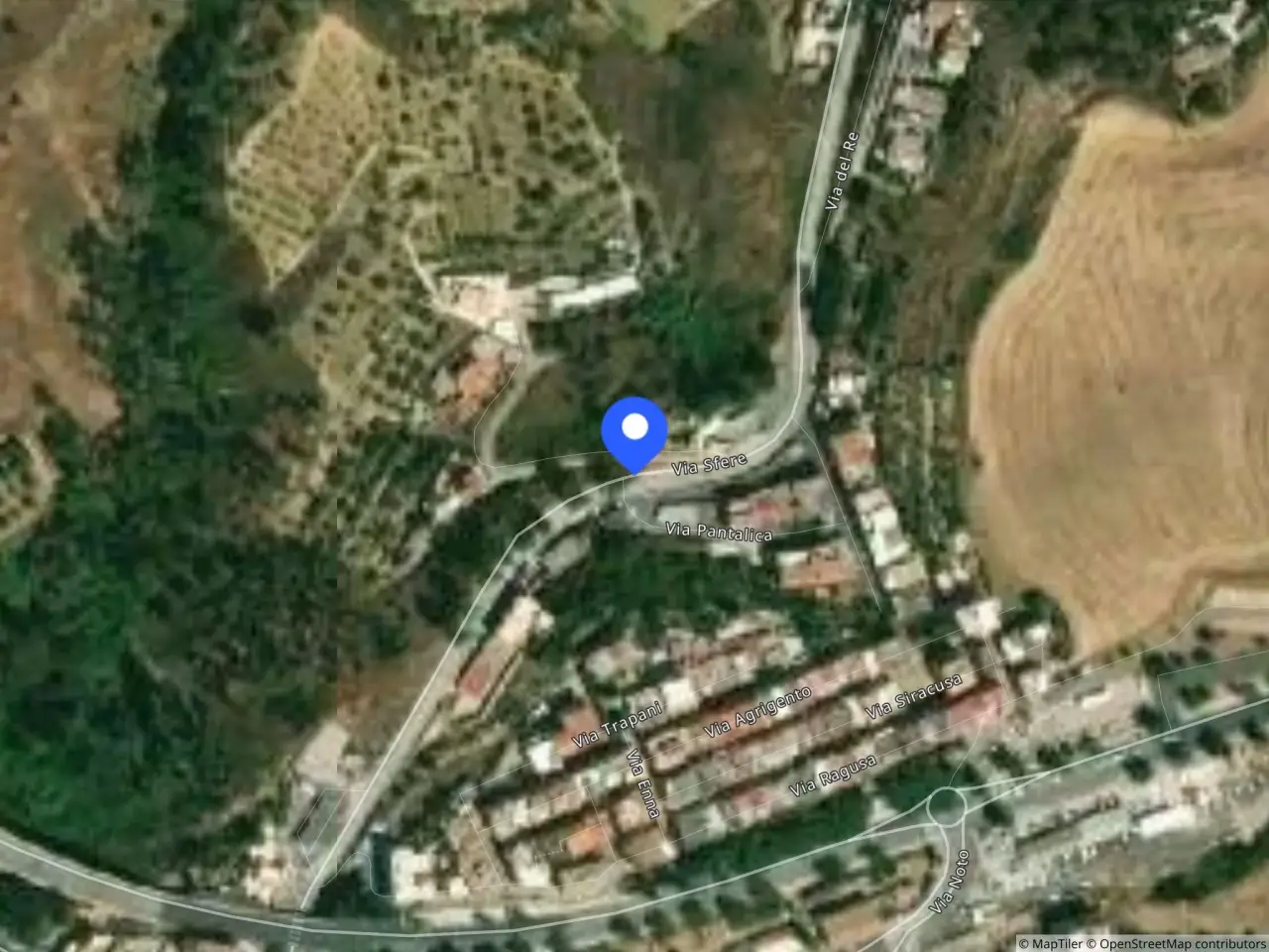 Negozio in Via Sfere, 95041 Caltagirone Ct, Italia 95041, Caltagirone, {3} - Foto 2