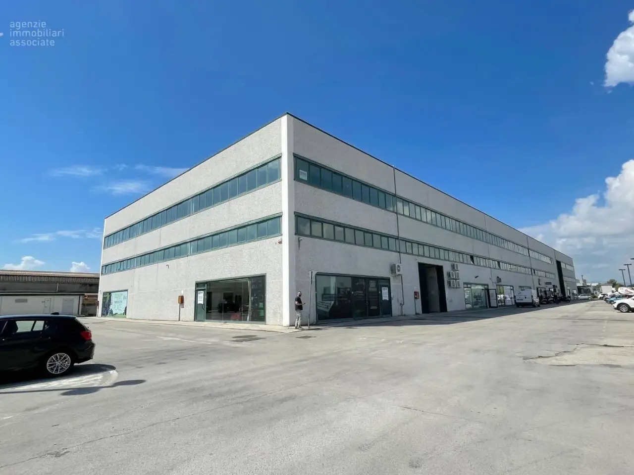 Ufficio in Via del Lavoro 24, San Benedetto Del Tronto, {3} - Foto 1