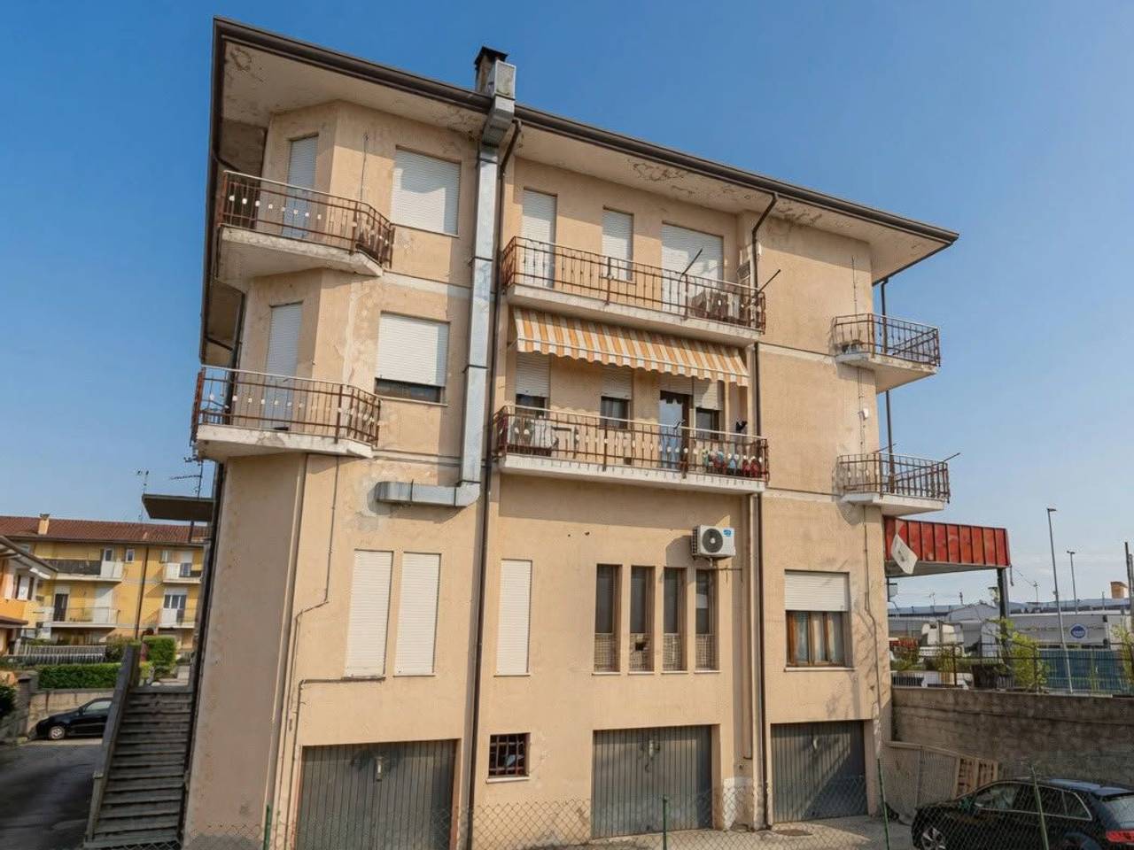 immagine annuncio 11 di 12