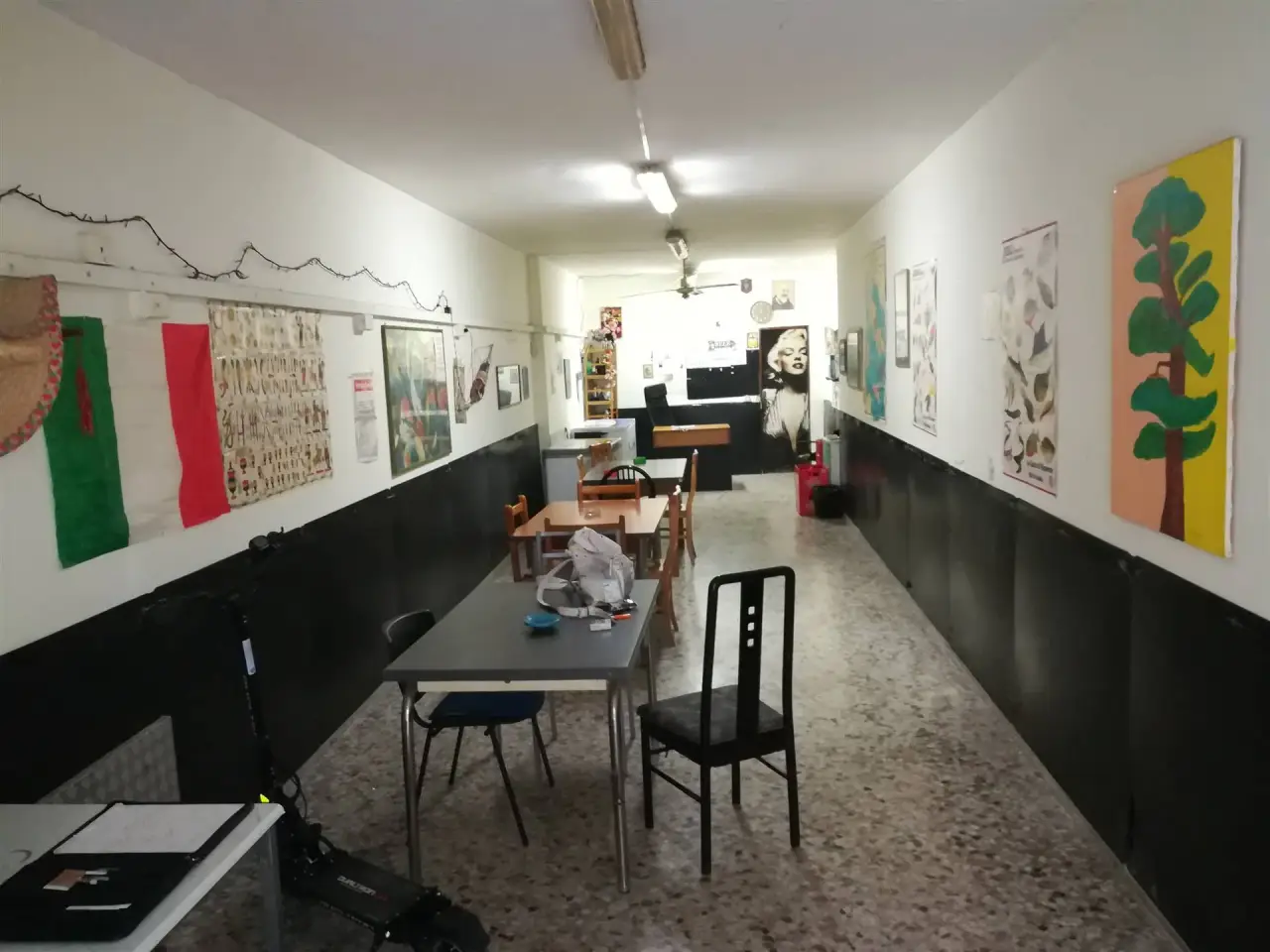 Negozio in  Bari, Bari, {3} - Foto 1