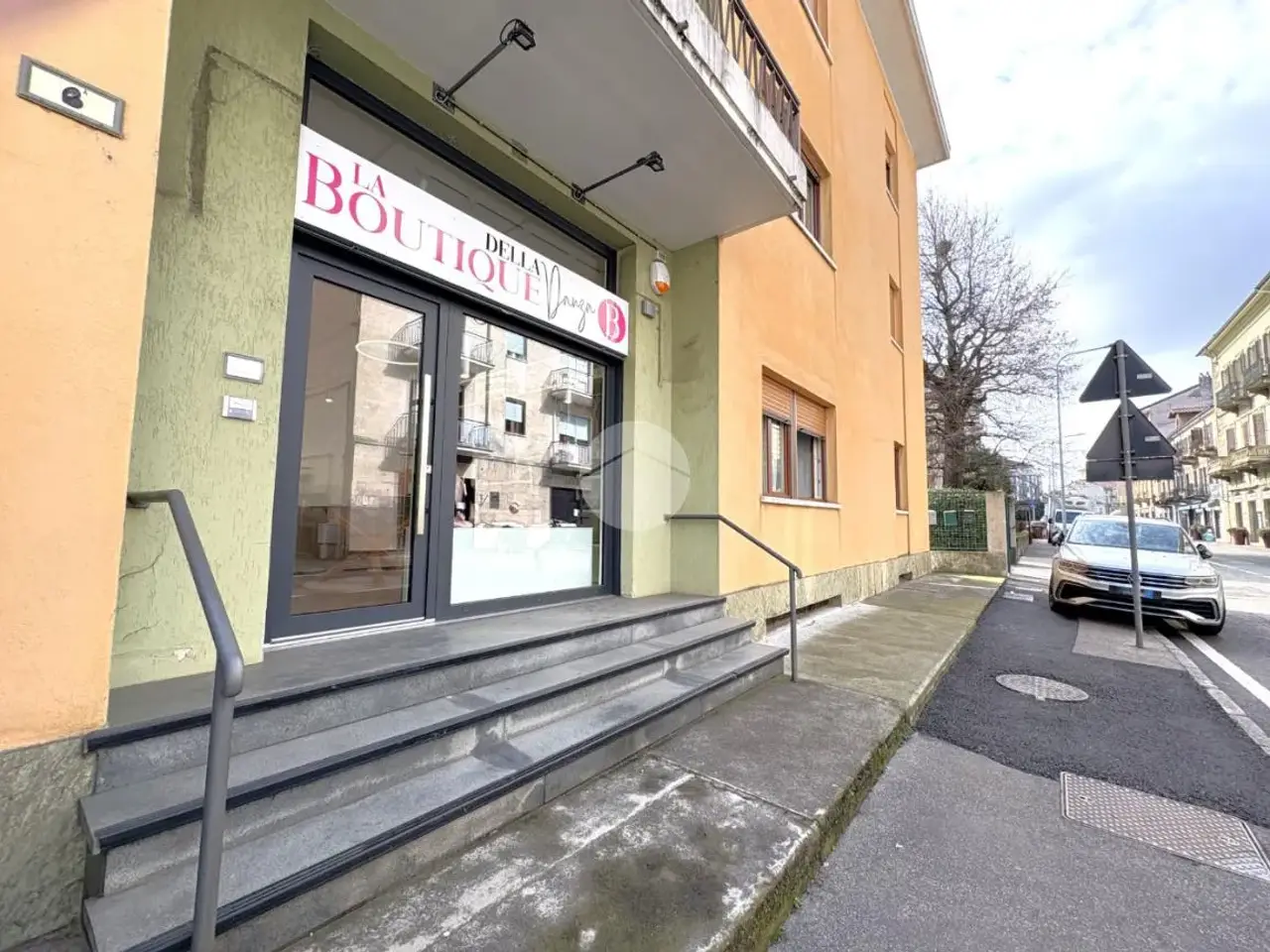 Negozio in Via Cascinette 6, Ivrea, {3} - Foto 2
