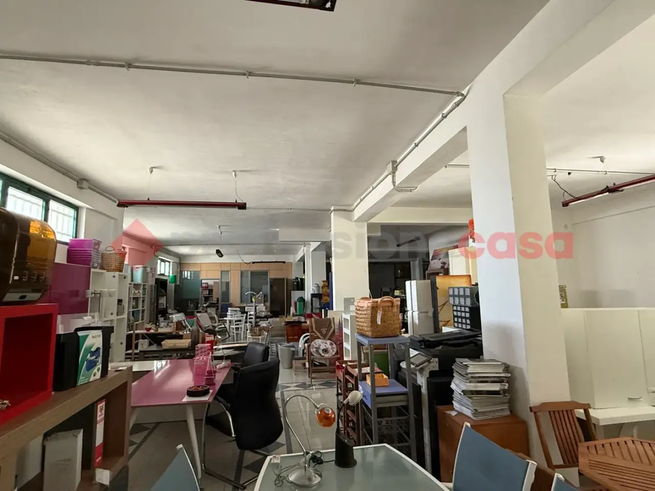 Negozio in Via Roma 44, San Giorgio Ionico, {3} - Foto 2