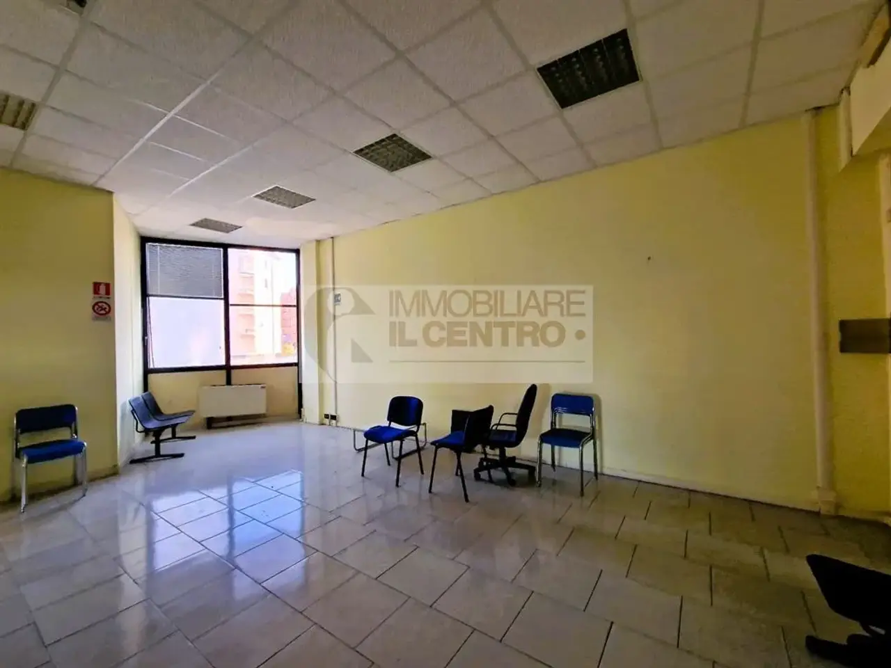 Ufficio in , Sarzana, {3} - Foto 2