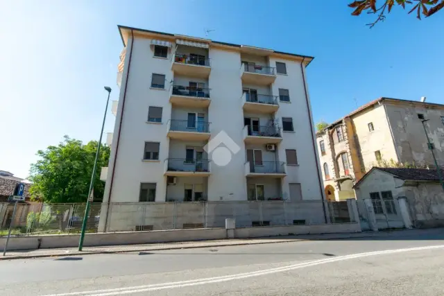 3-room flat in Viale Piave 3, Casale Monferrato - Photo 1