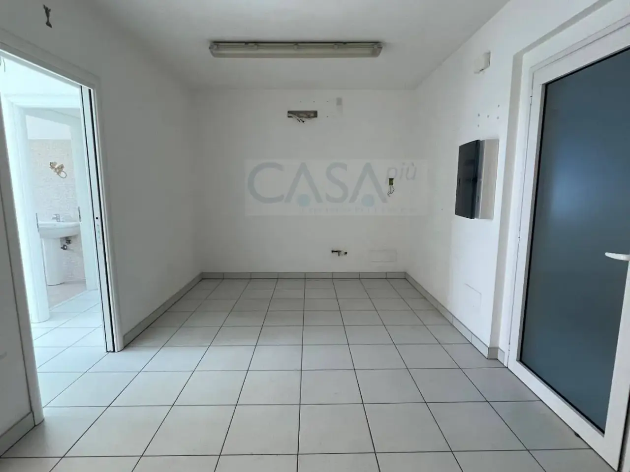 Ufficio in Via Monte Annunziata, San Benedetto del Tronto, {3} - Foto 1