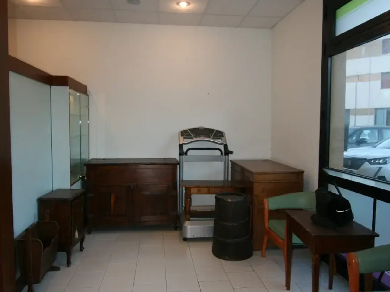 Esercizio commerciale in , Sinalunga, {3} - Foto 2