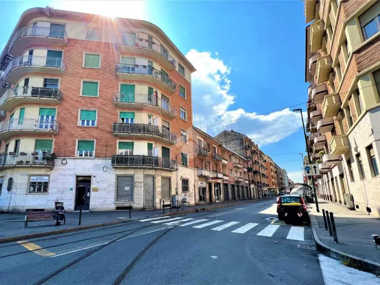 Negozio in Via Chiesa della Salute 126, Torino, {3} - Foto 1