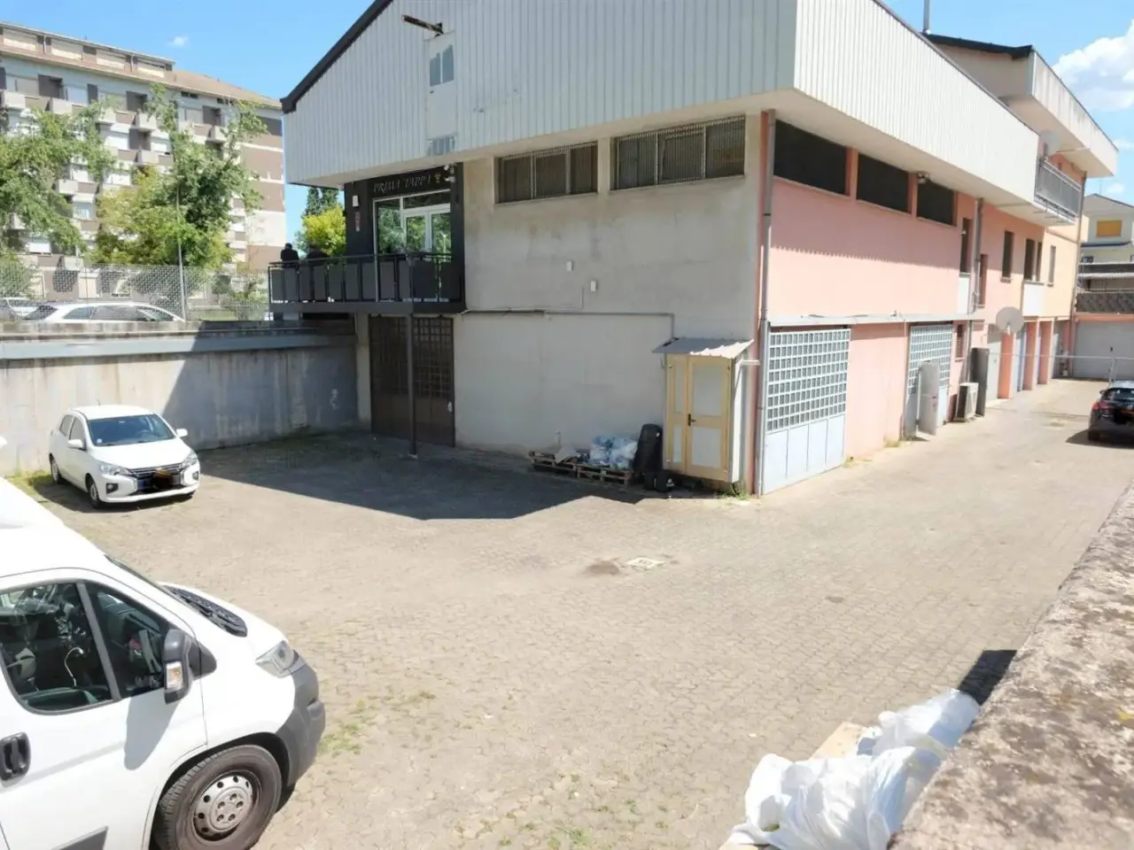 Locale commerciale in Via per Cesate 59, Garbagnate Milanese, {3} - Foto 1
