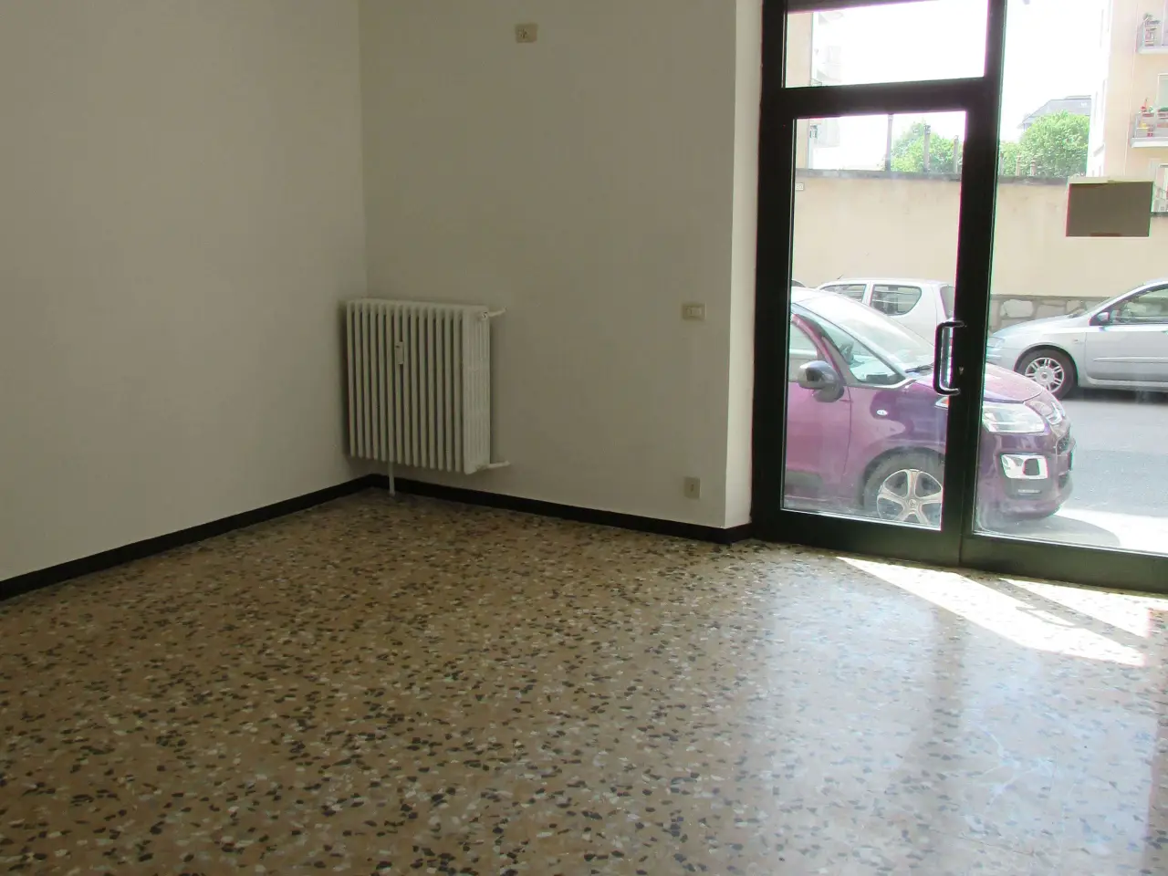 Negozio in Via Turati, Pinerolo, {3} - Foto 1