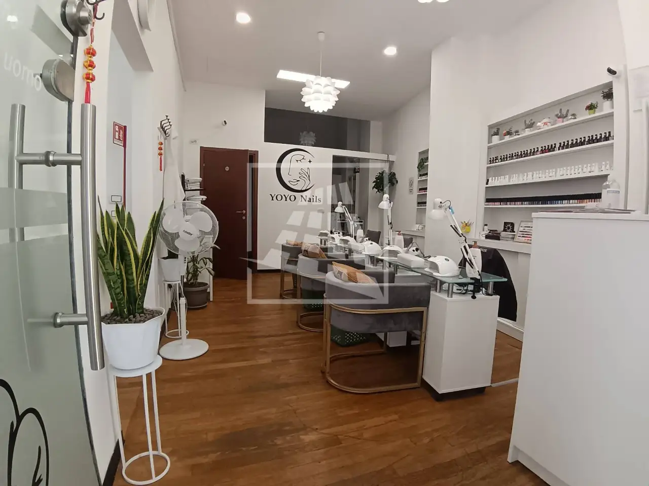 Negozio in Via Don Giuseppe Andreoli 2, Reggio nell'Emilia, {3} - Foto 1