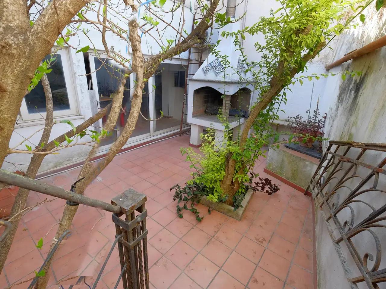 Palazzina commerciale in Via Umberto Iº 2, Teulada, {3} - Foto 2