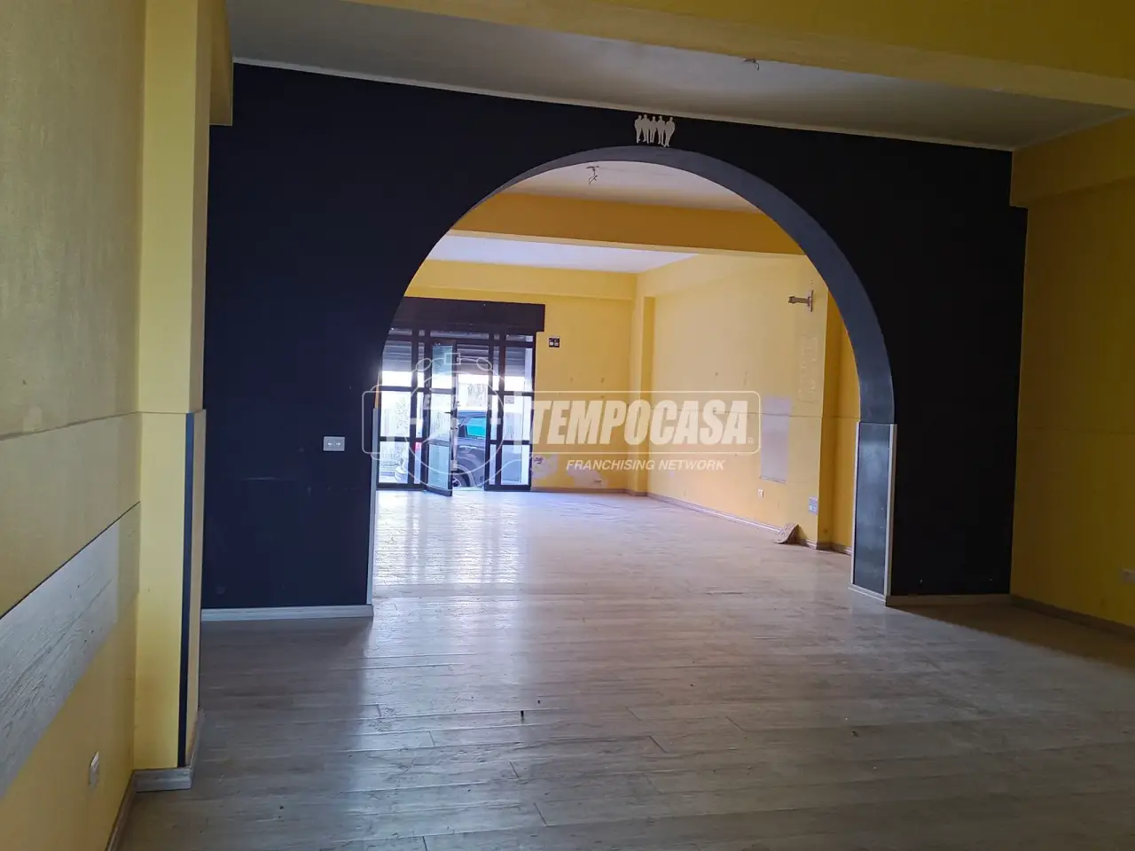 Negozio in Via Nazionale 128, Villafranca Tirrena, {3} - Foto 1