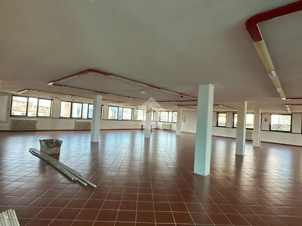 Ufficio in Via Capitelvecchio 63, Bassano Del Grappa, {3} - Foto 1