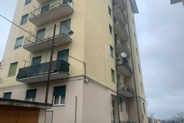 Appartamento in Via Giosuè Carducci, Ovada - Foto 1