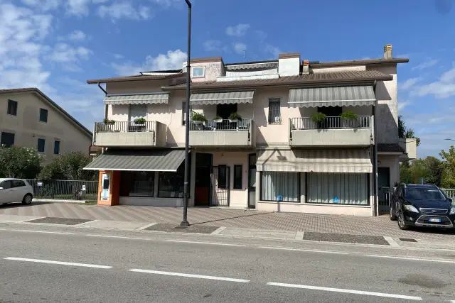 Vierzimmerwohnung in Via Scuderlando, Castel d'Azzano - Foto 1