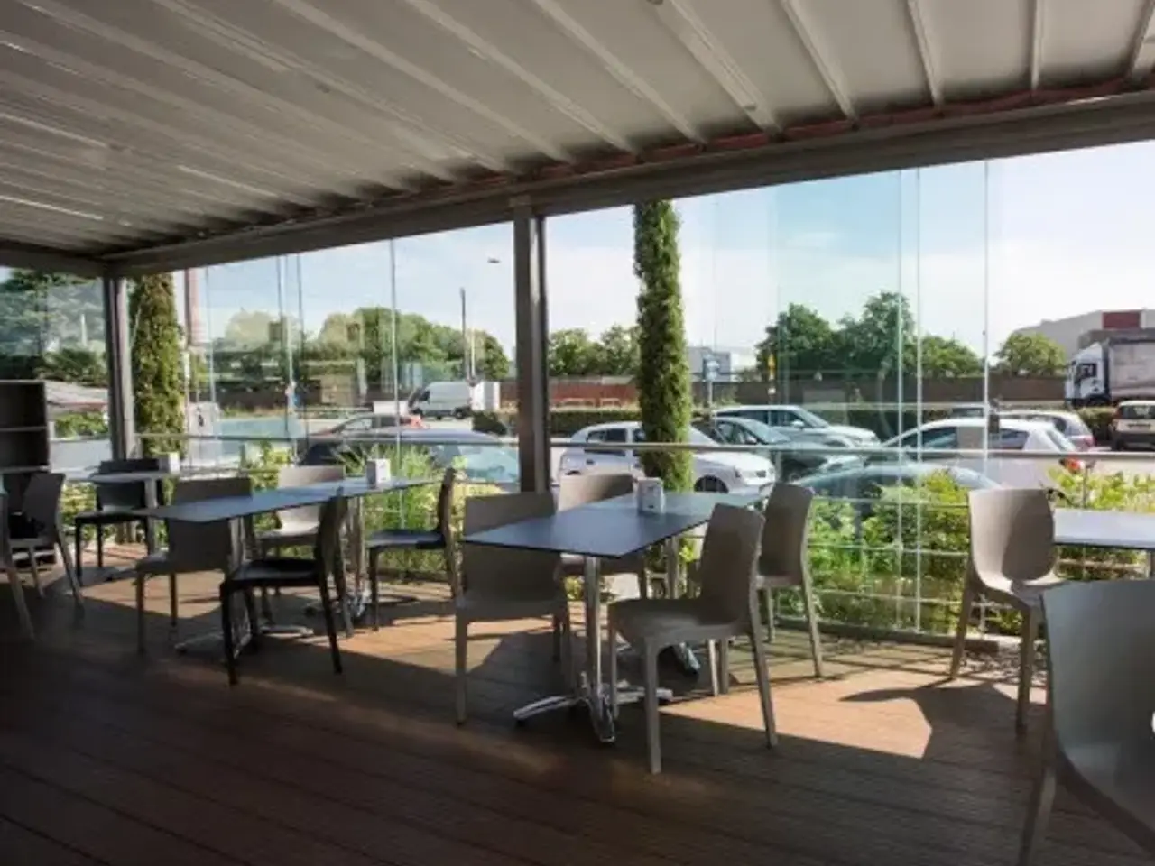 Tavola calda in Via Valle Po 99, Cuneo, {3} - Foto 2