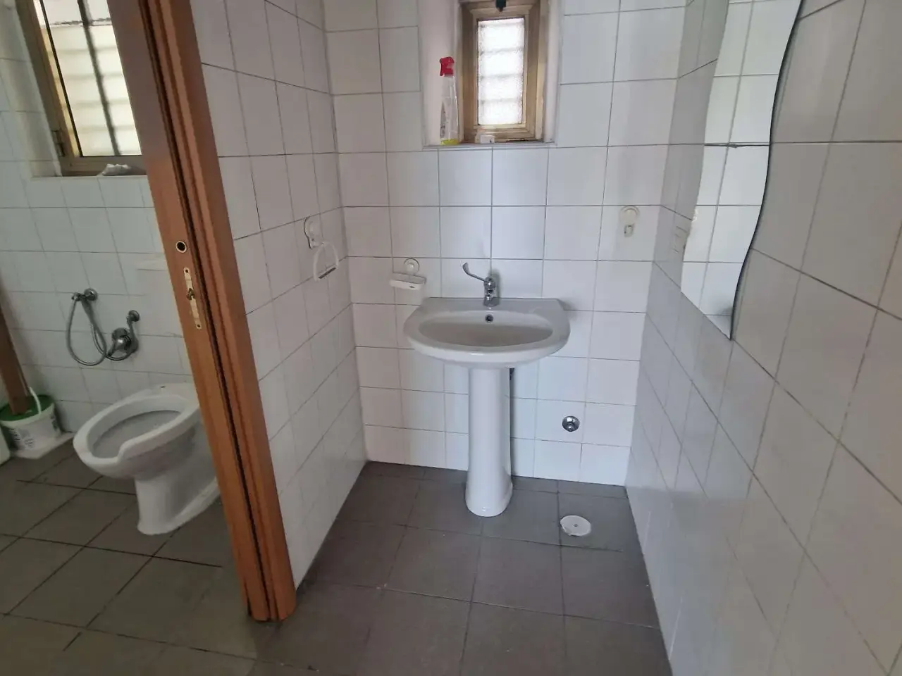 Negozio in Via Marittima  353, Frosinone, {3} - Foto 1