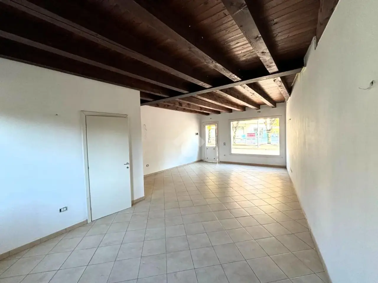 Negozio in Via Lazzaris 70, Spresiano, {3} - Foto 2