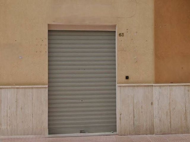 Negozio in Via Abruzzo 63, Taranto - Foto 1