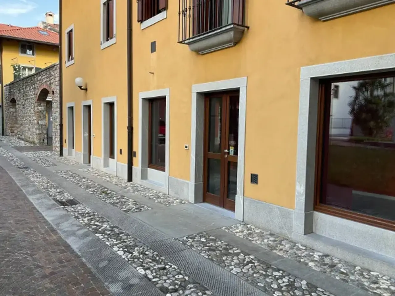 Negozio in Via Carlo Alberto 15, Cividale Del Friuli, {3} - Foto 1