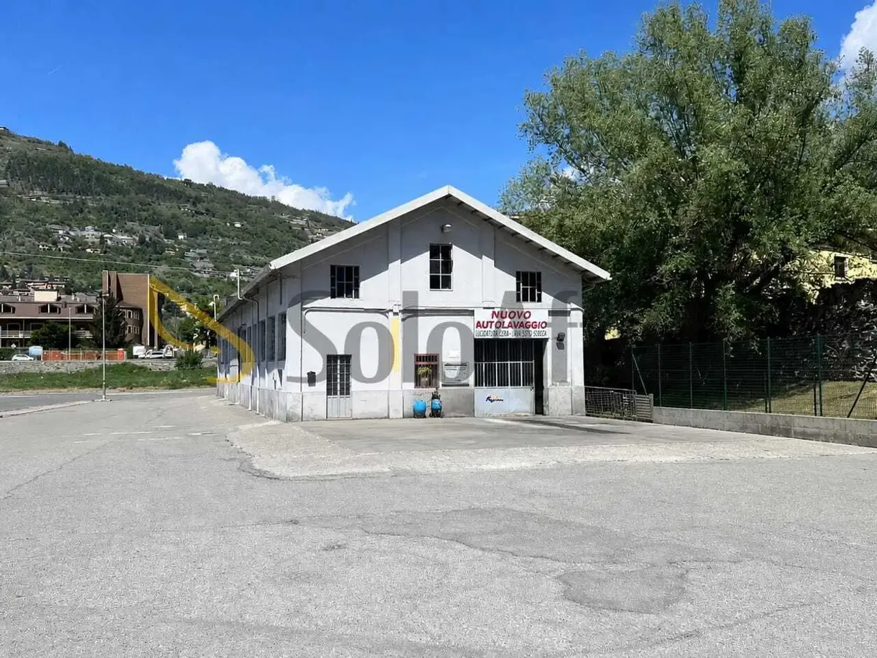 Capannone in Viale Partigiani 31, Aosta, {3} - Foto 1