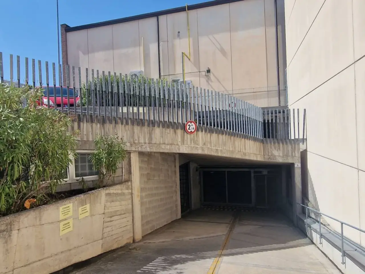 Negozio in Via Sebastiano Caboto, Cattolica, {3} - Foto 2