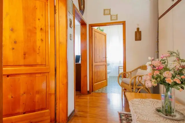 Einfamilienhaus in Via delle Medaglie d'Oro 26, Pistoia - Foto 1