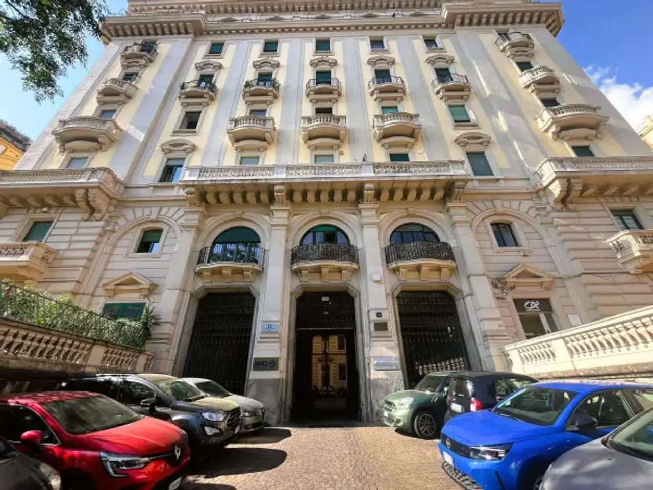 Ufficio in Piazza Amedeo, Napoli, {3} - Foto 1