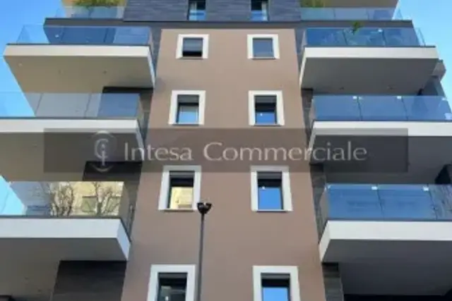 insertion image