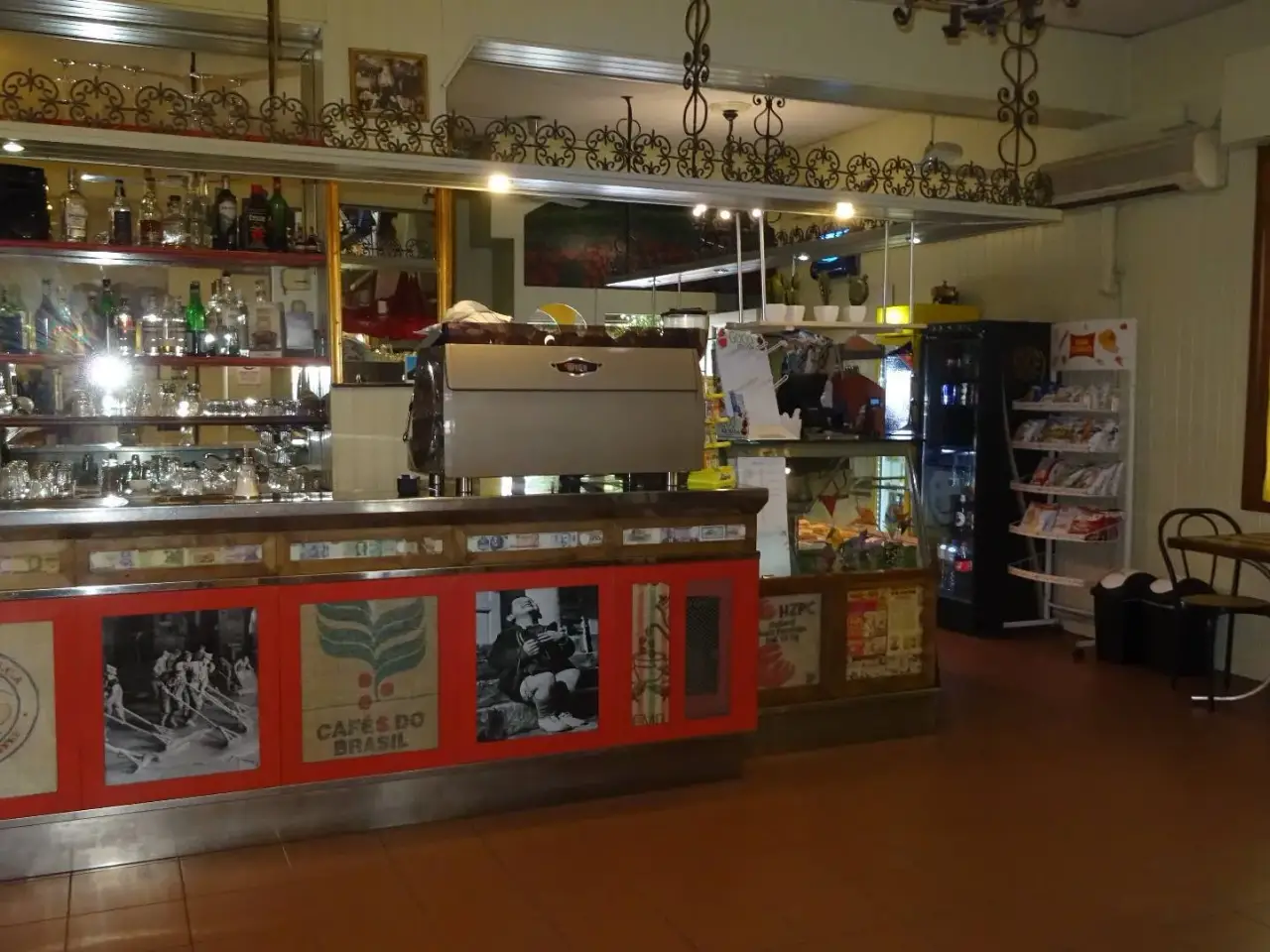 Esercizio commerciale in Piazza del Popolo, Montespertoli, {3} - Foto 1