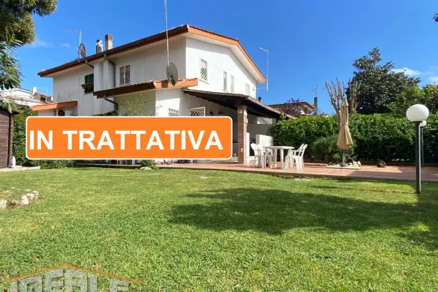 Villa in {3}, - Foto 1