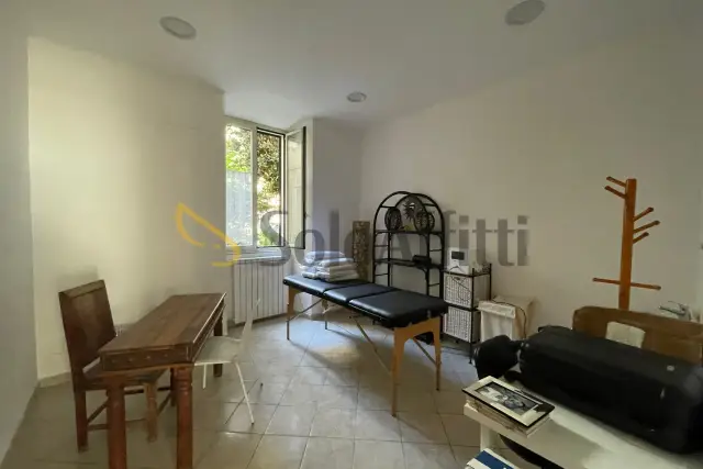 insertion image