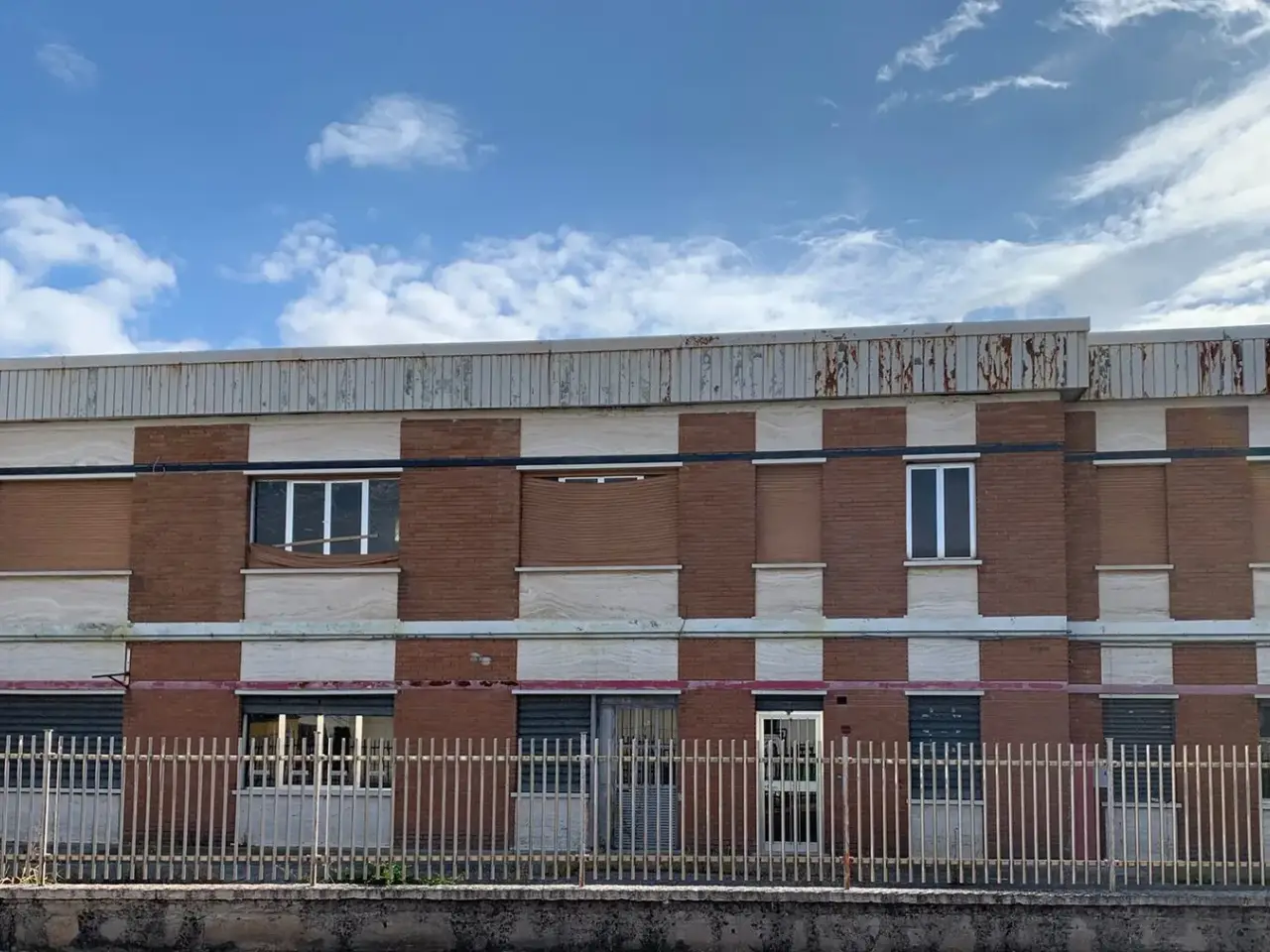 Capannone in Via dell'Industria, 7, Sommacampagna, {3} - Foto 2
