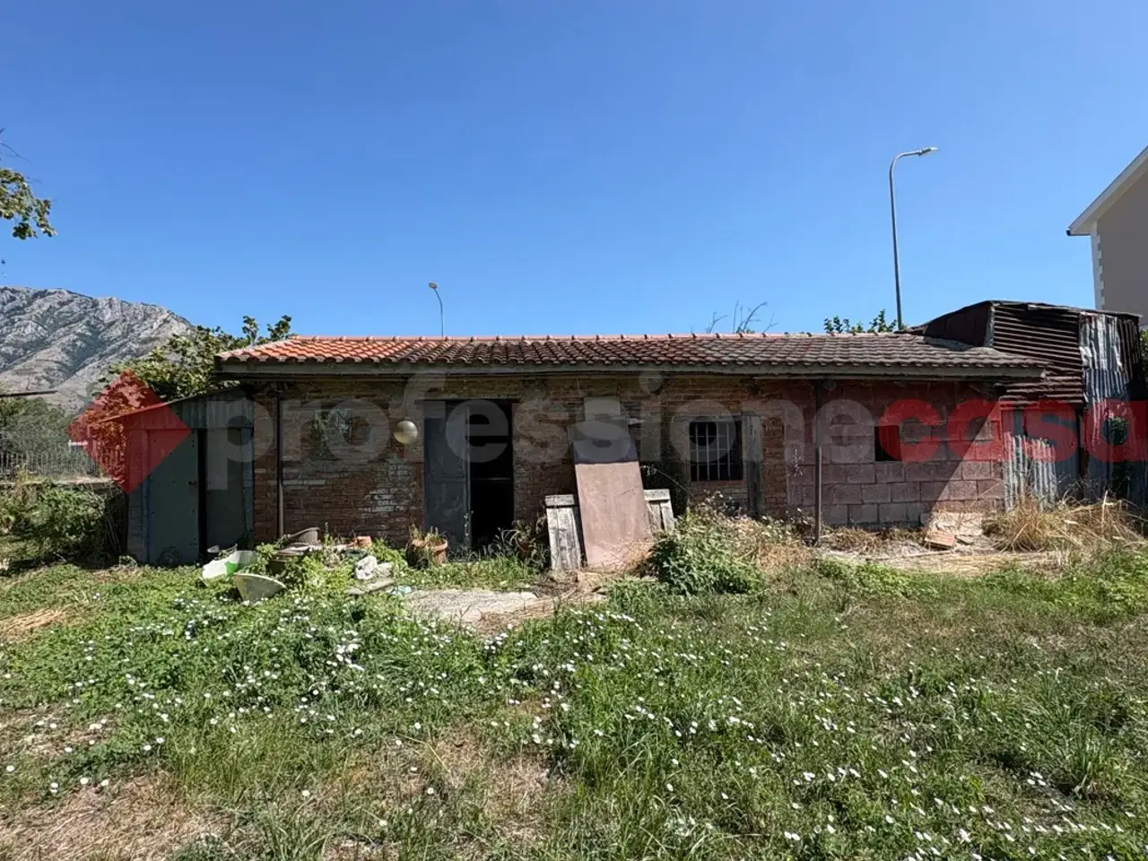 Magazzino in Via Annunziata Vecchia  Snc, Montesarchio, {3} - Foto 2