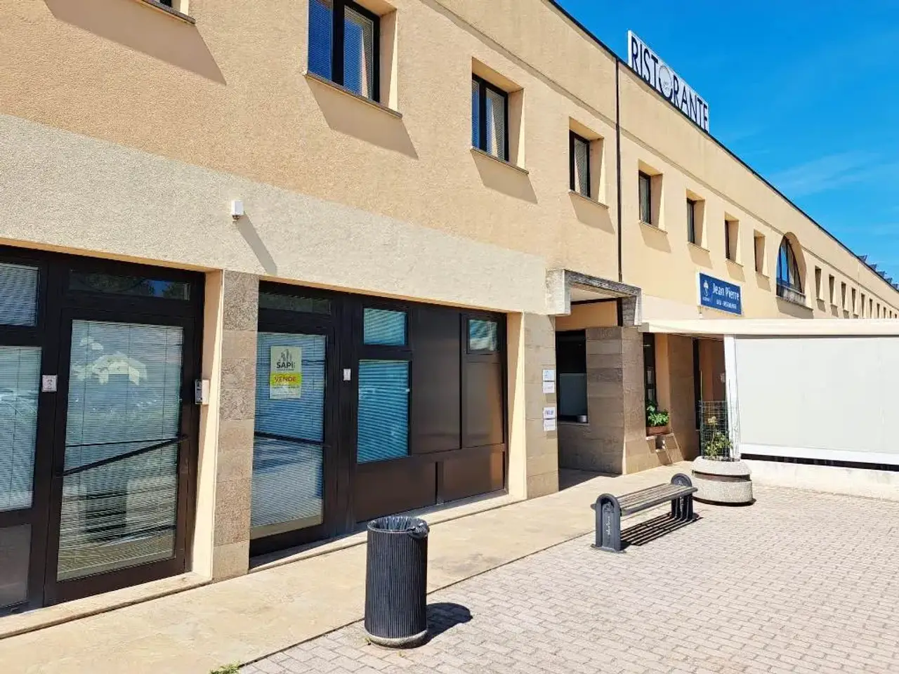 Negozio in Via Combattenti Alleati d' Europa 9/C, Rovigo, {3} - Foto 2