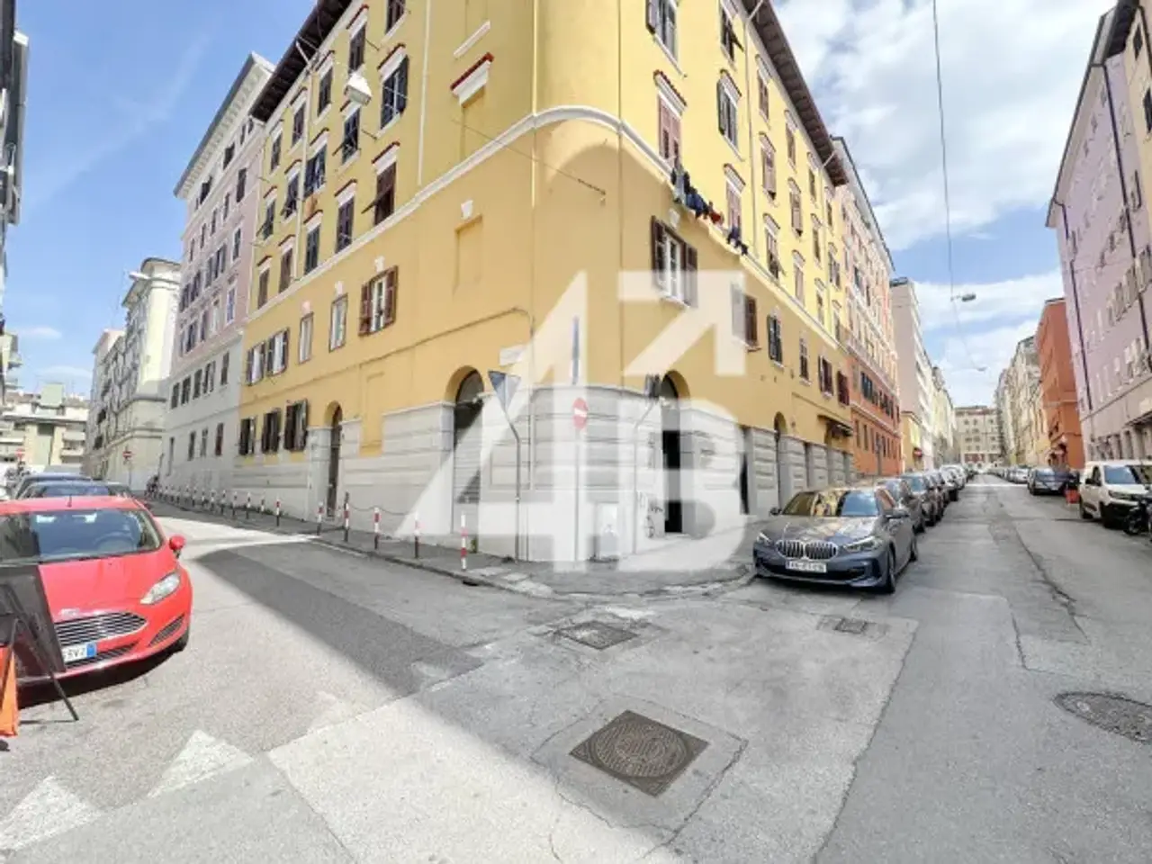 Negozio in Via dei Giuliani 32, Trieste, {3} - Foto 1