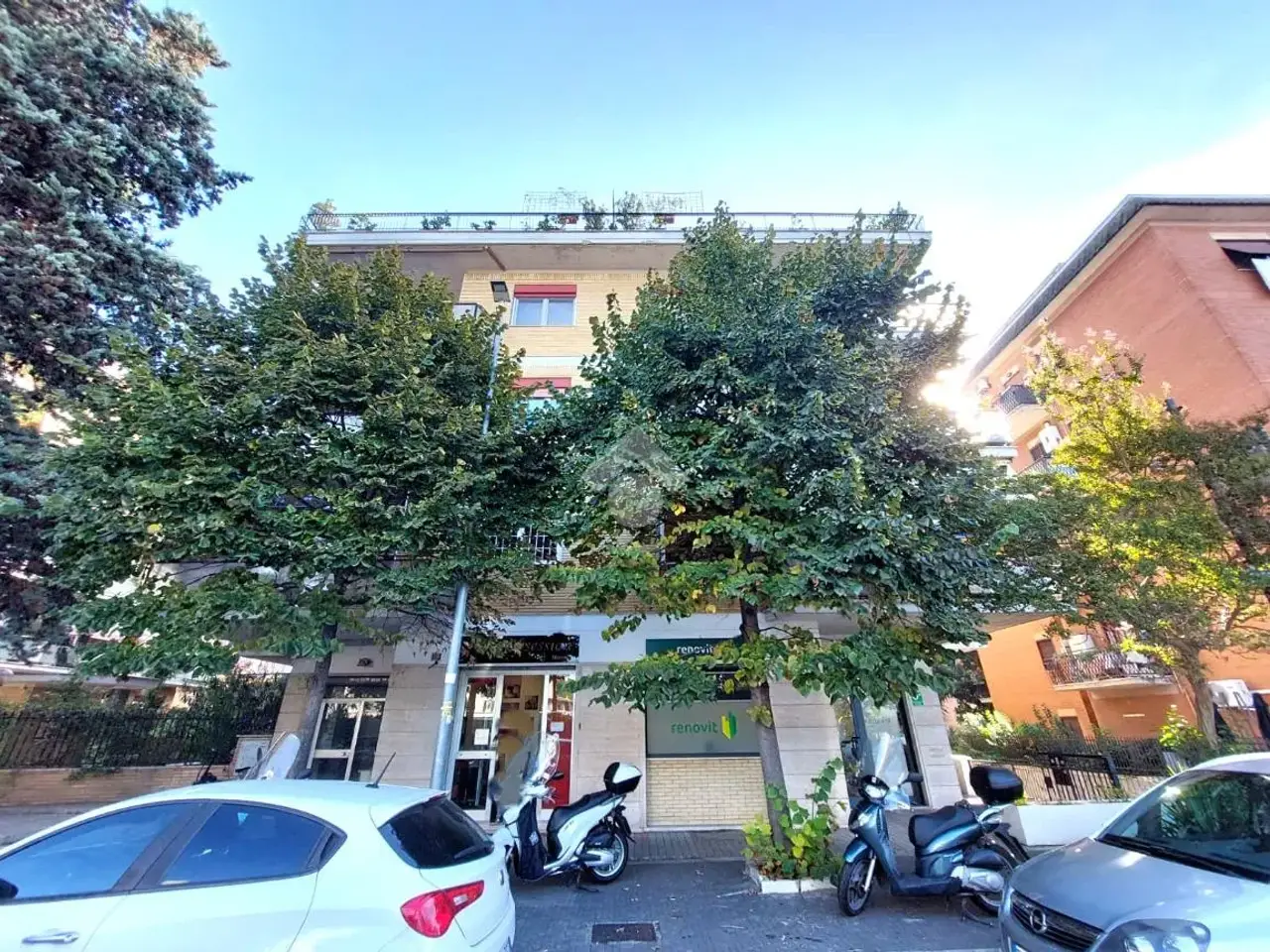 Negozio in Via Francesco Valagussa 75, Roma, {3} - Foto 1
