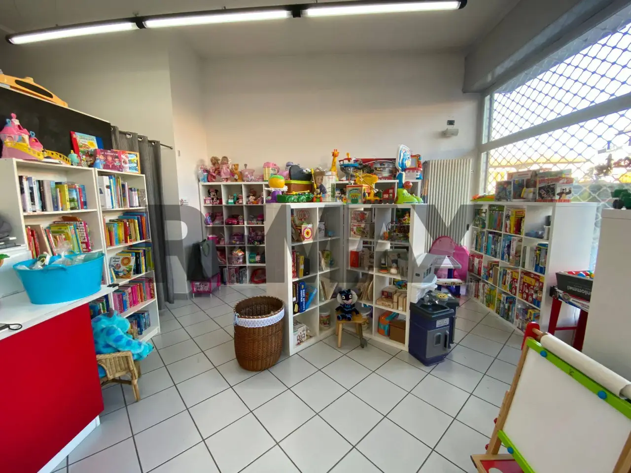 Esercizio commerciale in Via Cappuccini 3, Gallarate, {3} - Foto 2