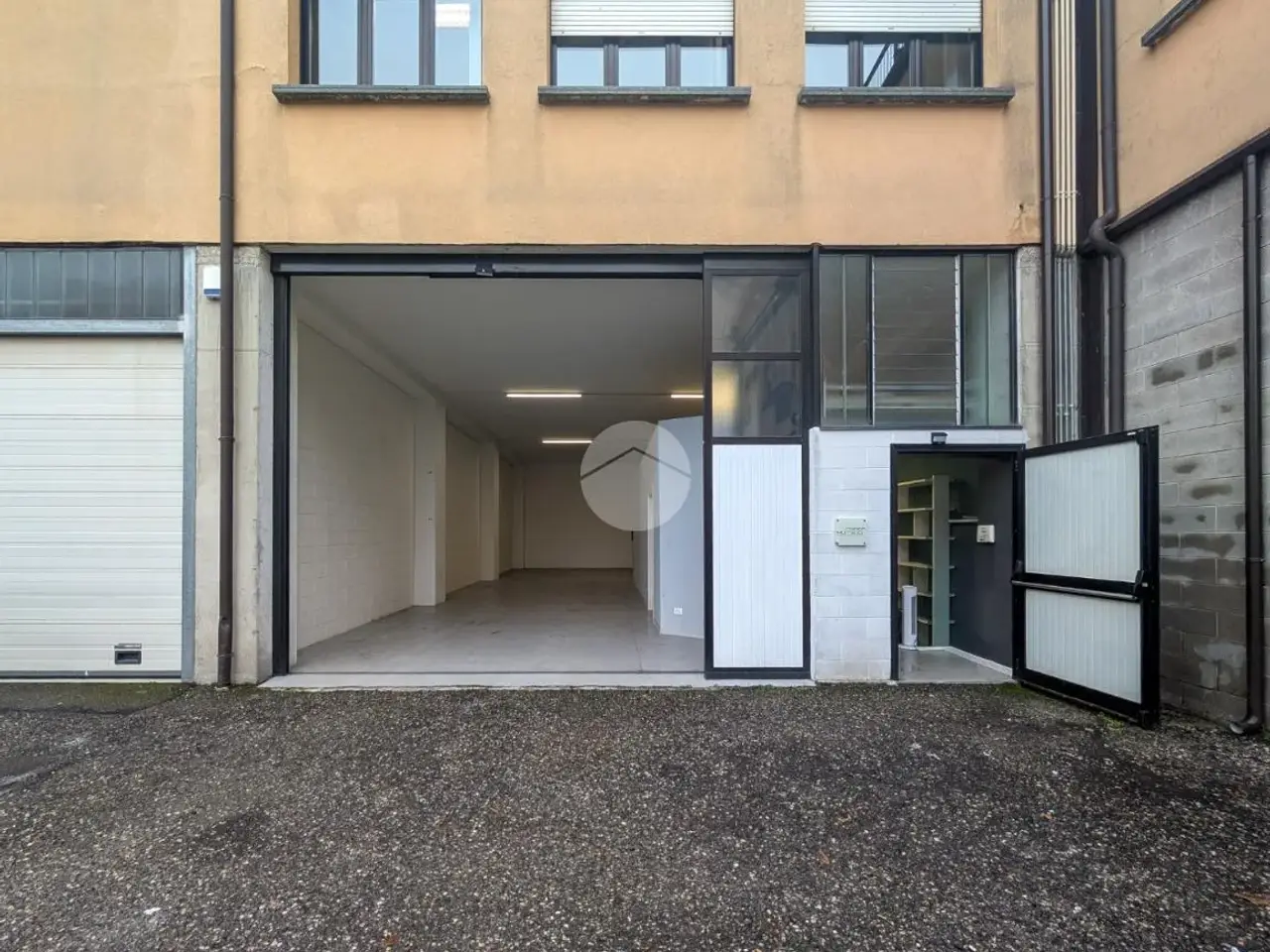 Capannone in Via Giovanni Falcone 112, Montichiari, {3} - Foto 1