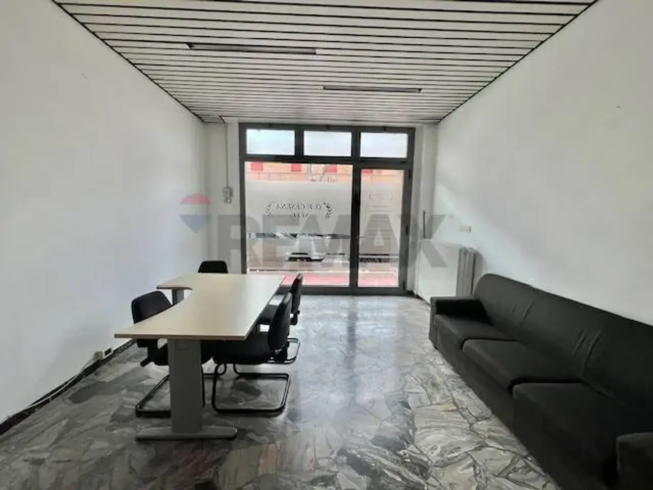Negozio in Viale Oberdan 551, Cesena, {3} - Foto 1