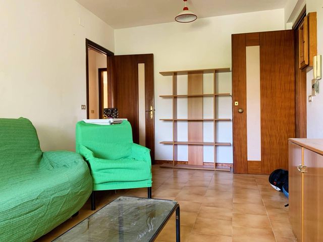 2-room flat in Via Barlaam da Seminara, Catanzaro - Photo 1