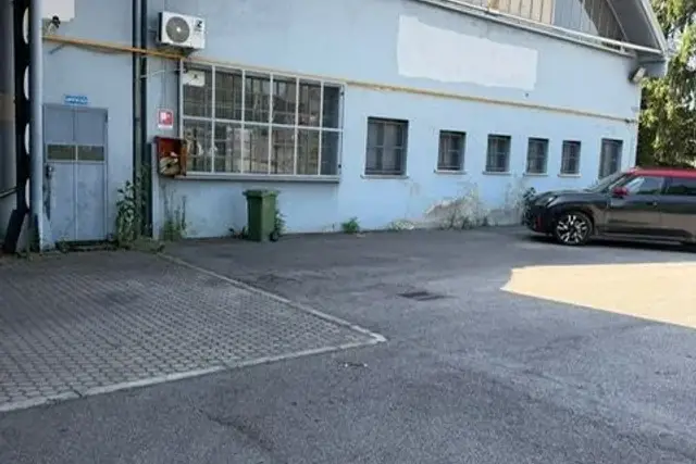 insertion image