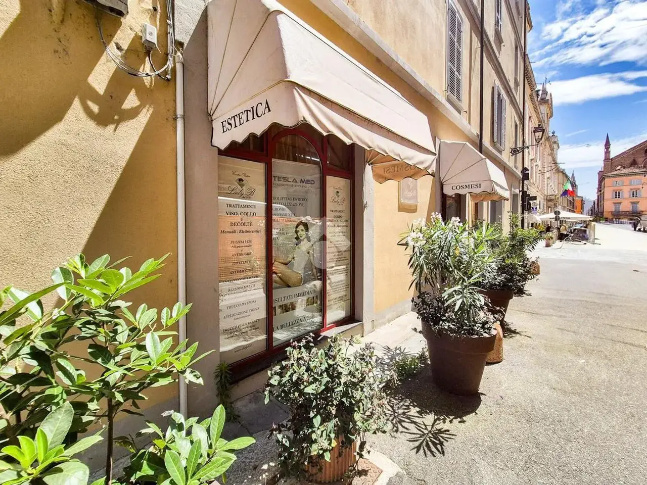 Negozio in Via Giuseppe Mazzini 5, Piacenza, {3} - Foto 1